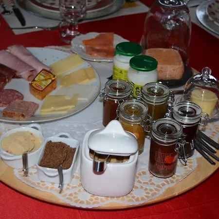 A La Malogne Bed & Breakfast