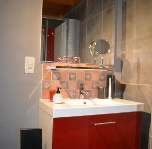 Couette-café A La Malogne 4*